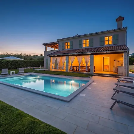 Stella Polaris For 8 Persons In Istria With Private Pool, Sea View, Large Garden & Kids Playground * Stuti